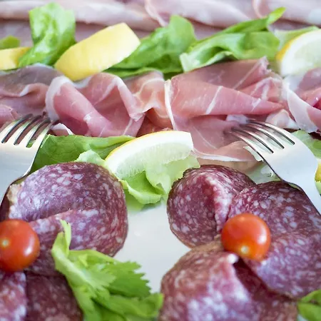 酒店 艾米利亚酒店 3*