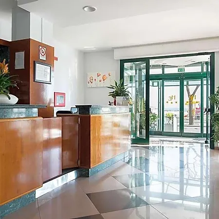 Emilia 3* Rimini
