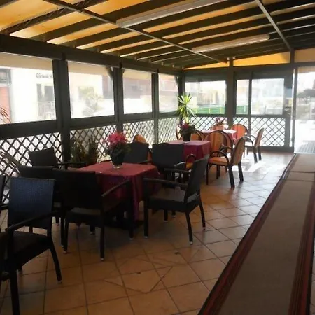 Emilia Otel 3*